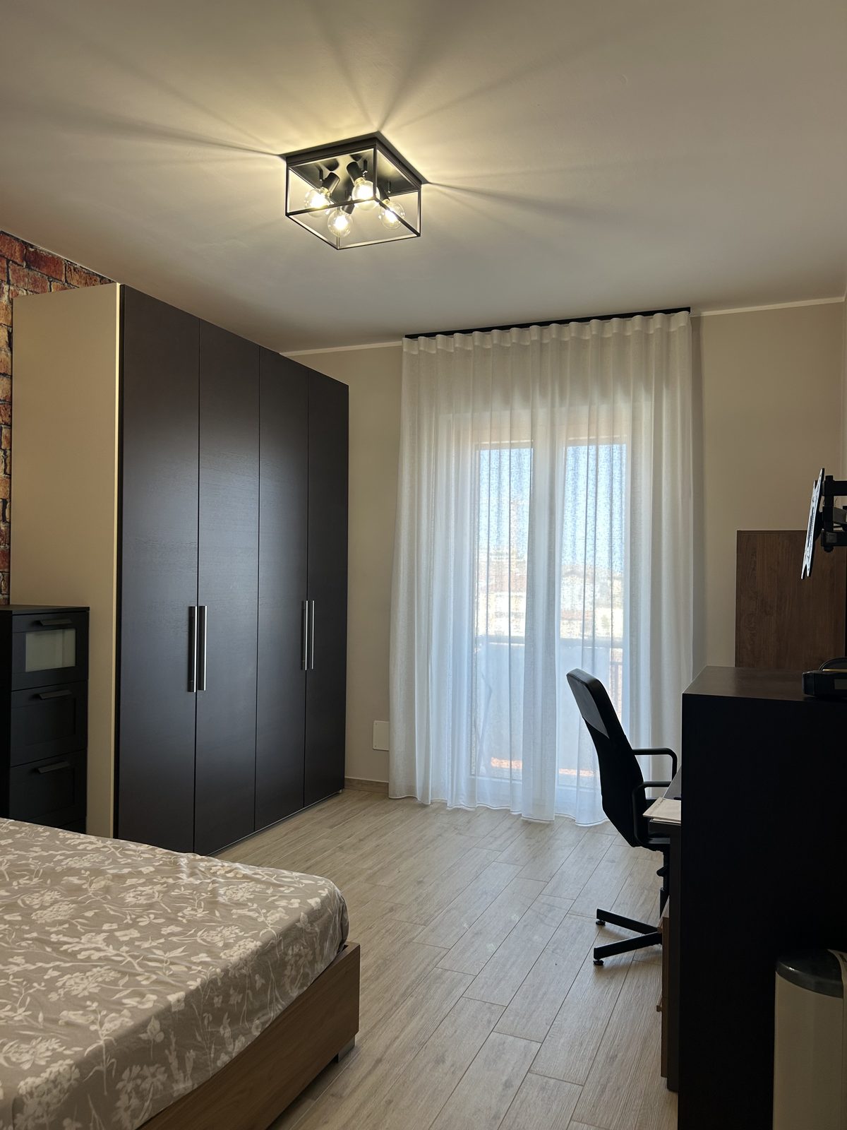 Studio · porta-finestra: dopo