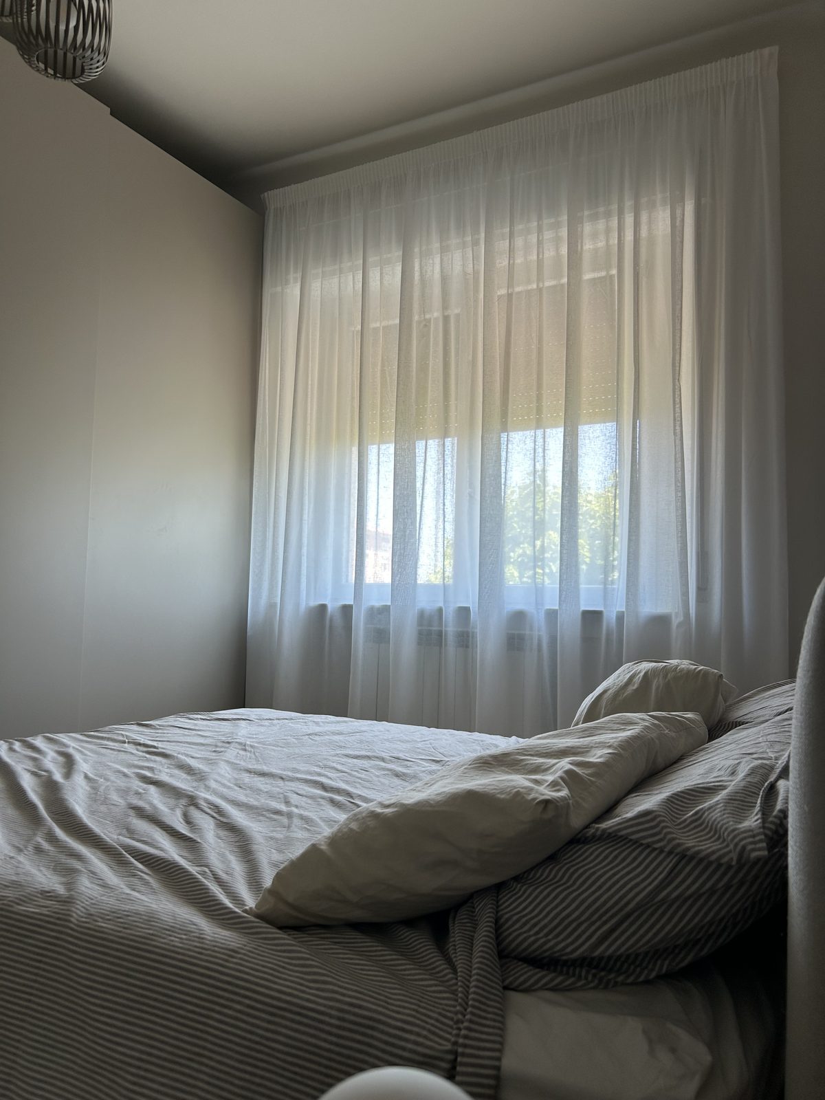 Camera da letto · portafinestra: dettaglio